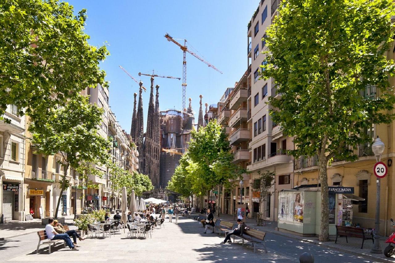 Tendency Sagrada Familia Deluxe บาร์เซโลนา ภายนอก รูปภาพ